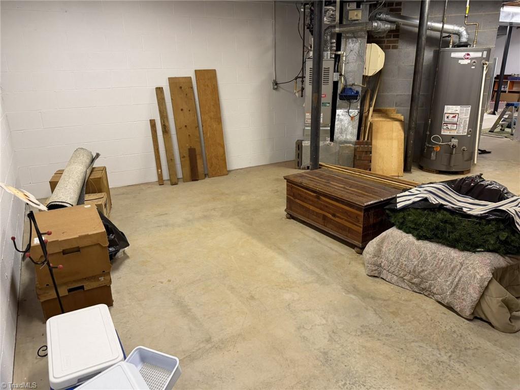 1230149 Property Photo 48