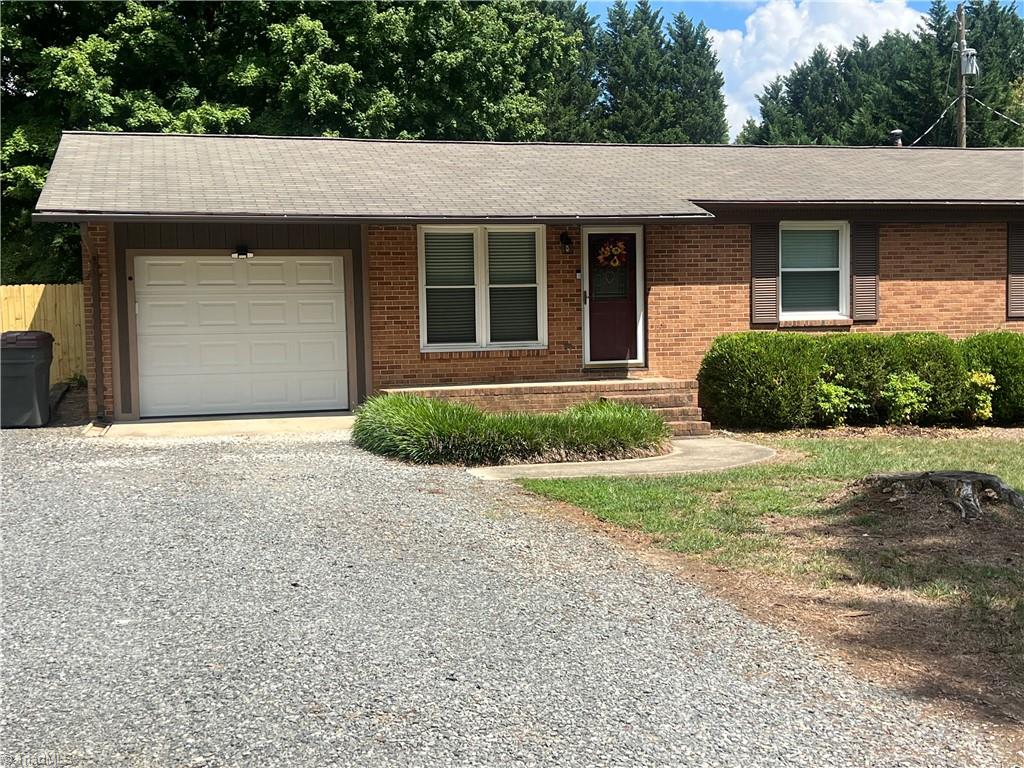 509 Robinhood Road Property Photo 1