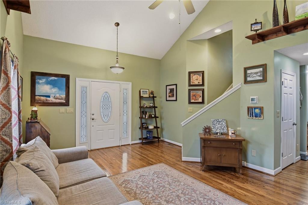 212 Santa Fe Circle Property Photo 6