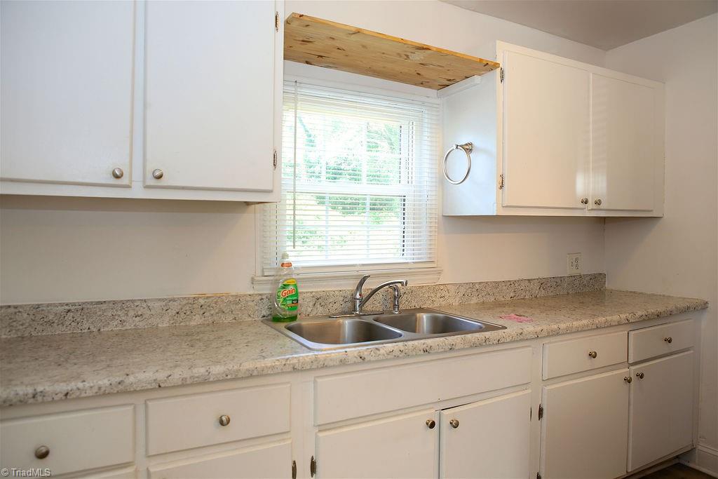 2214 Walker Avenue Property Photo 3