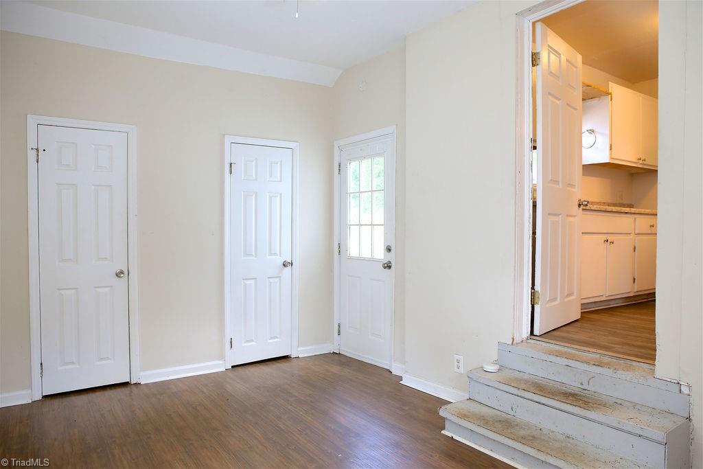 2214 Walker Avenue Property Photo 8