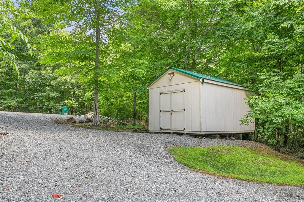 3953 Paylor Road Property Photo 40