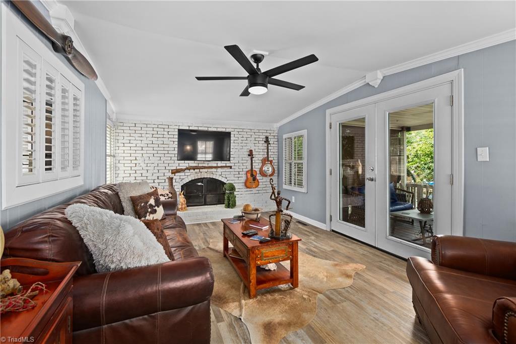 4282 Old Mountain Road Property Photo 8