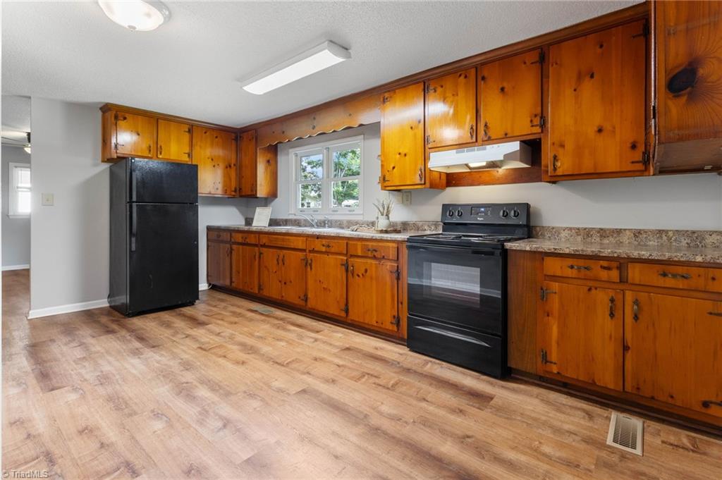 500 Washington Street Property Photo 10