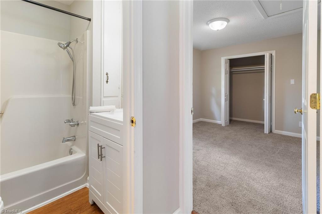 500 Washington Street Property Photo 12