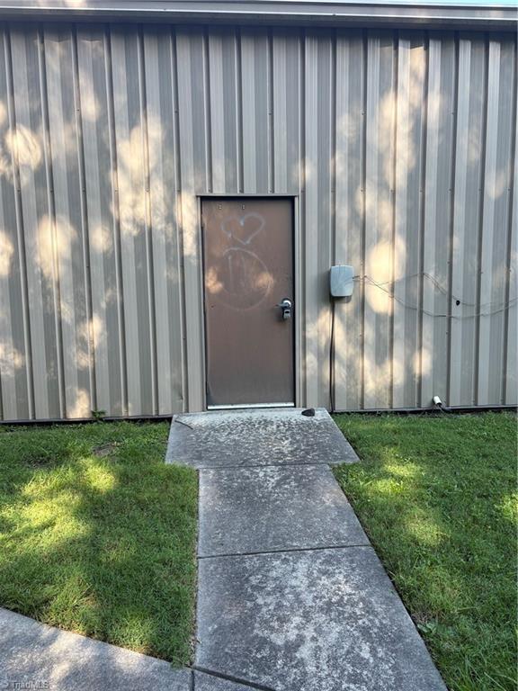 562 Valley Road Property Photo 1