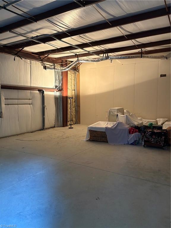 562 Valley Road Property Photo 4