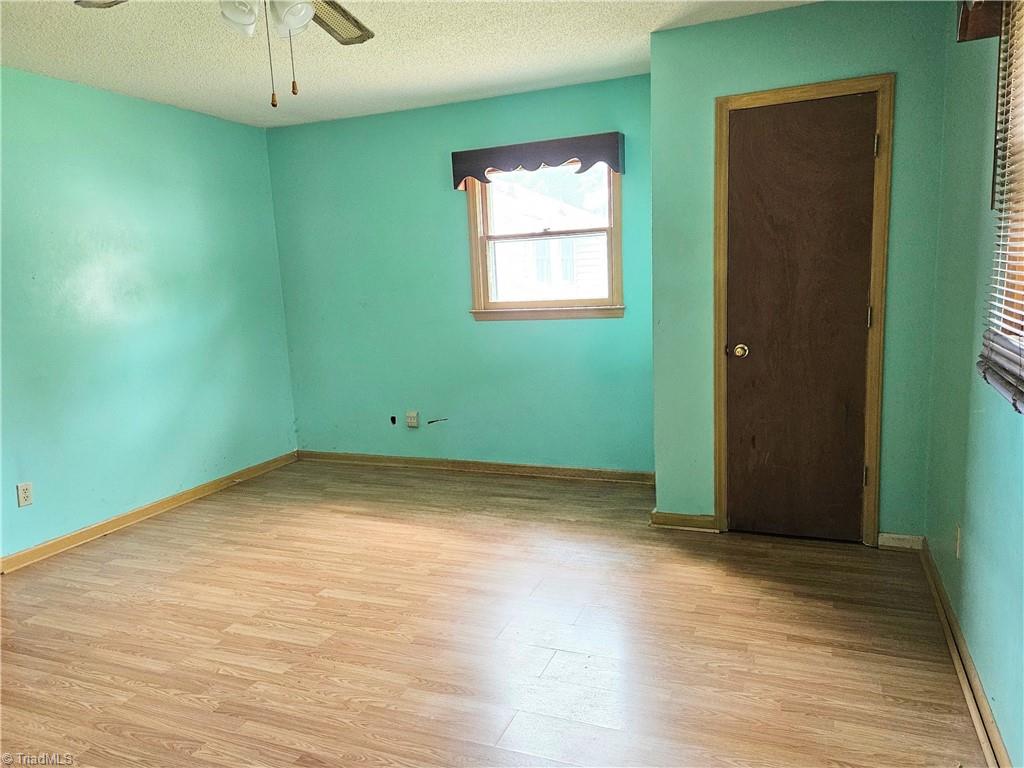 607 King Street Property Photo 4