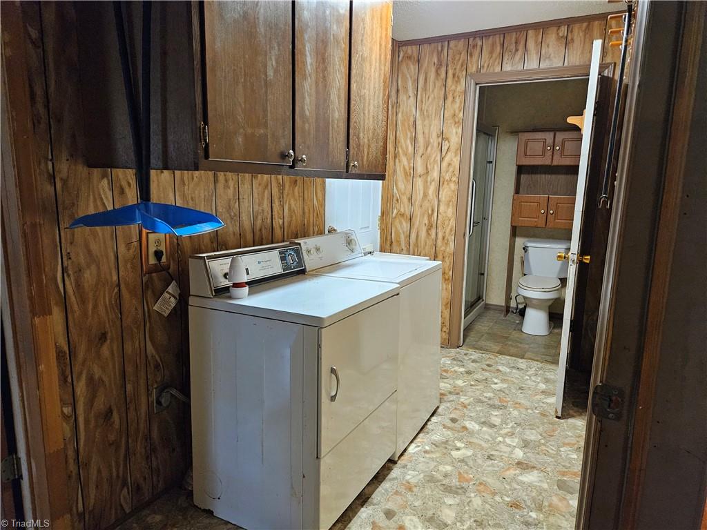 607 King Street Property Photo 8