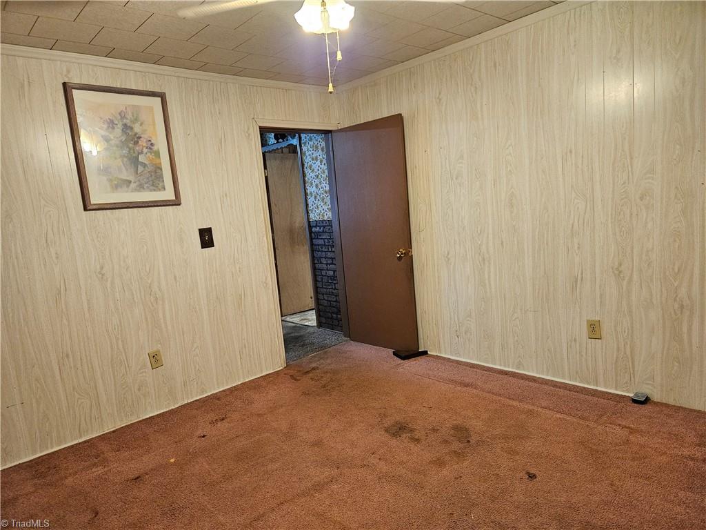 607 King Street Property Photo 11