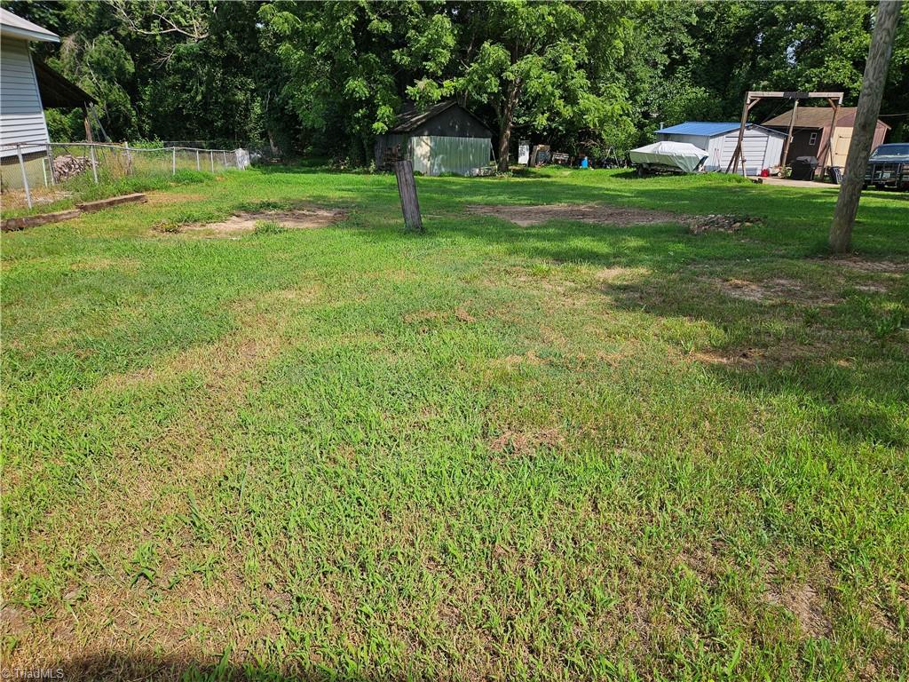 607 King Street Property Photo 18