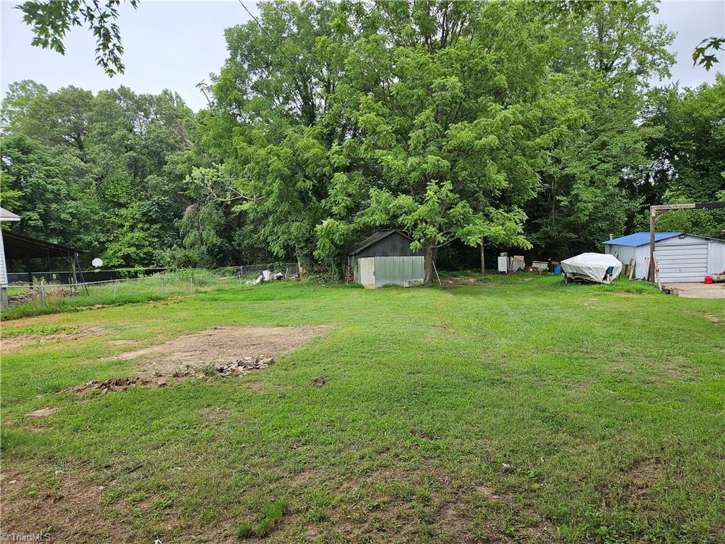 607 King Street Property Photo 19