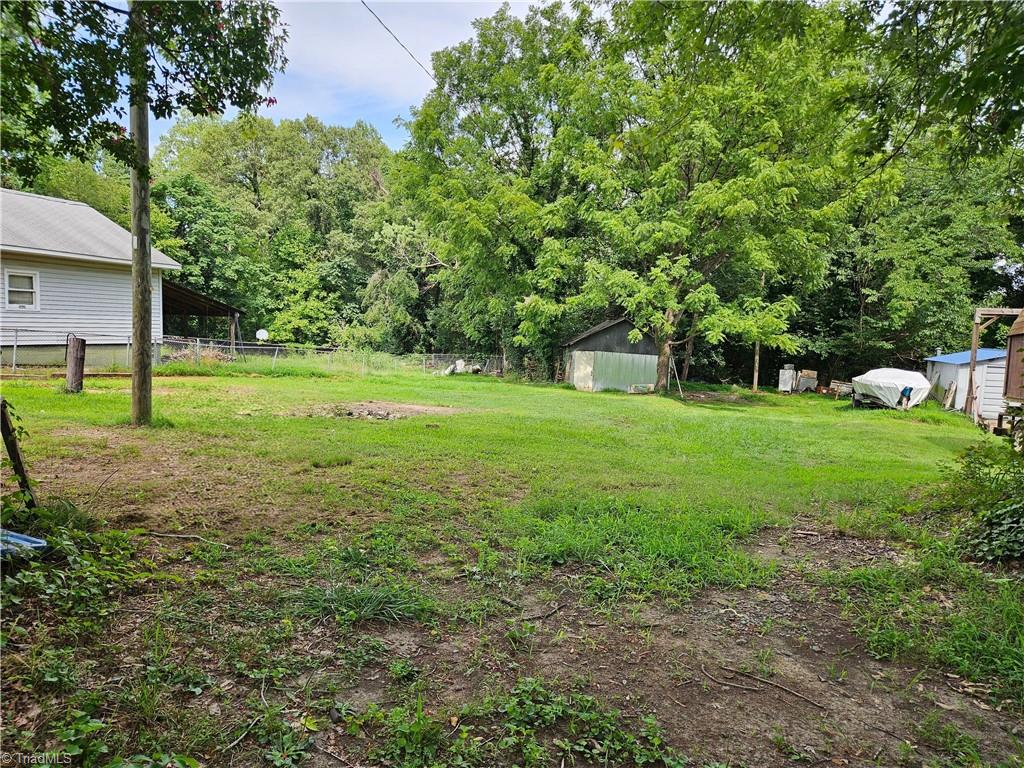 607 King Street Property Photo 20