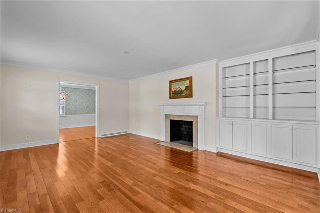 2321 Danbury Road Property Photo 7