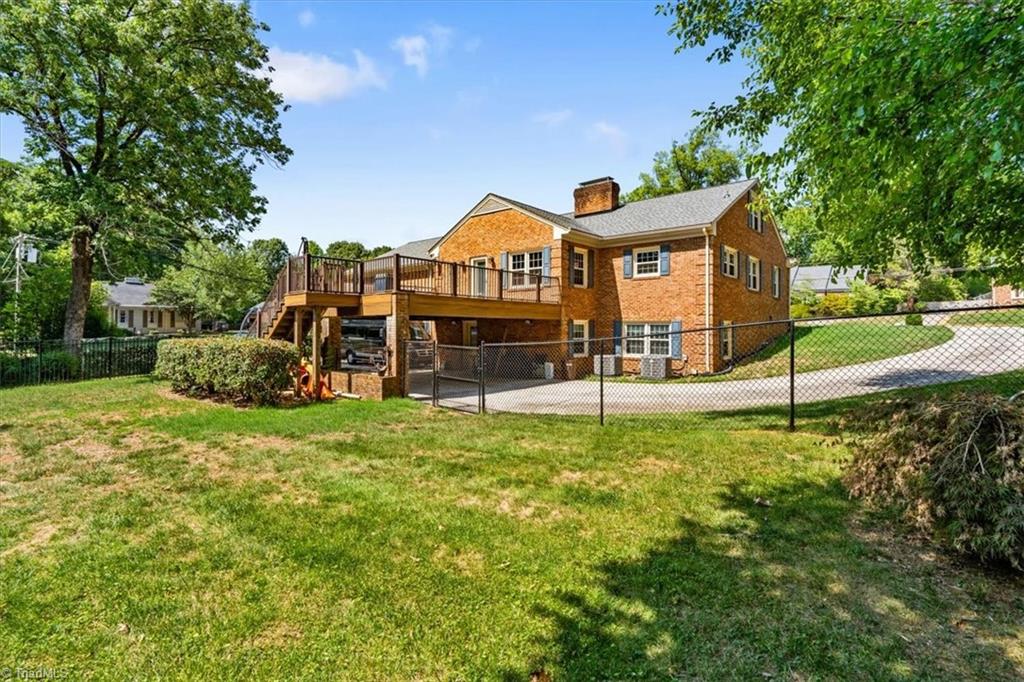 2321 Danbury Road Property Photo 39