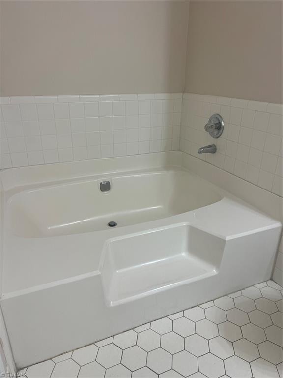3705 Cardinal Downs Drive Property Photo 48