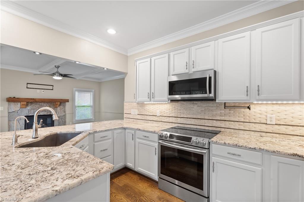 153 Suntree Drive Property Photo 10