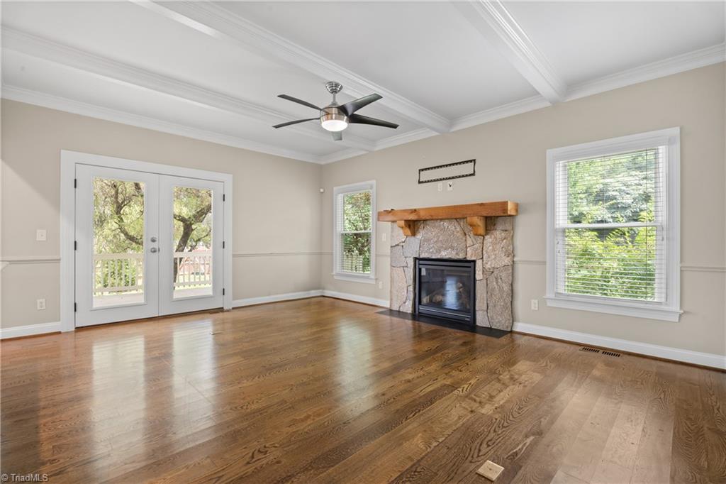 153 Suntree Drive Property Photo 14