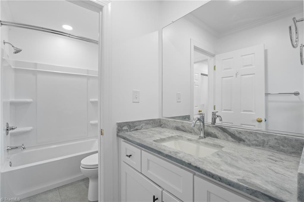 153 Suntree Drive Property Photo 28