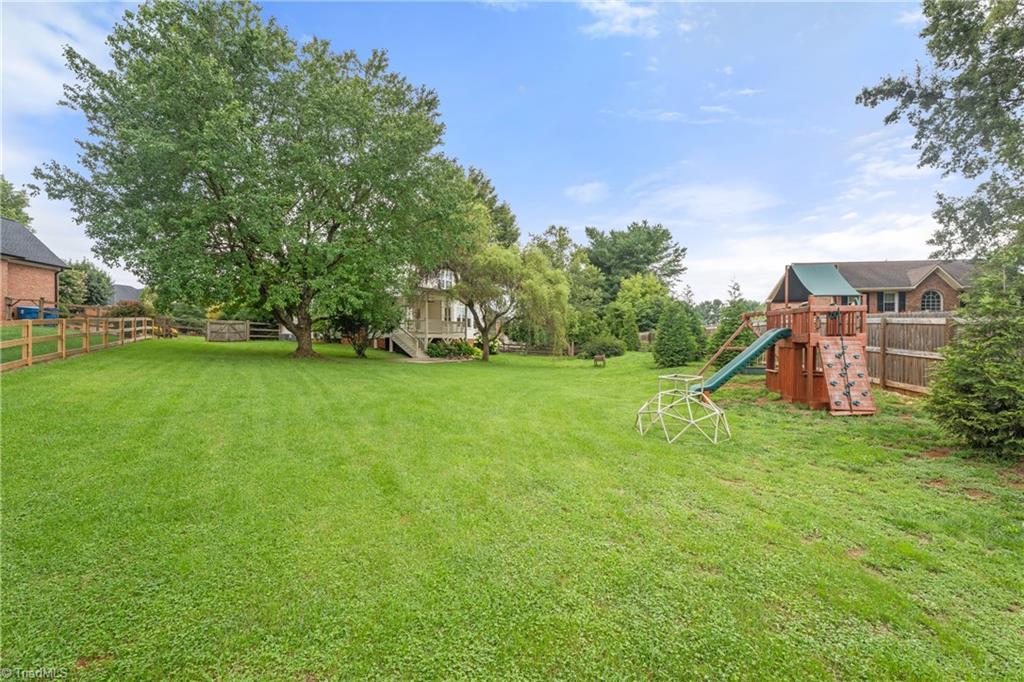 153 Suntree Drive Property Photo 37