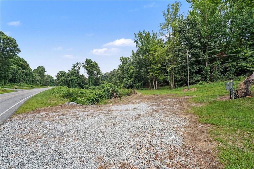 543 Bald Hill Loop Road Property Photo 4