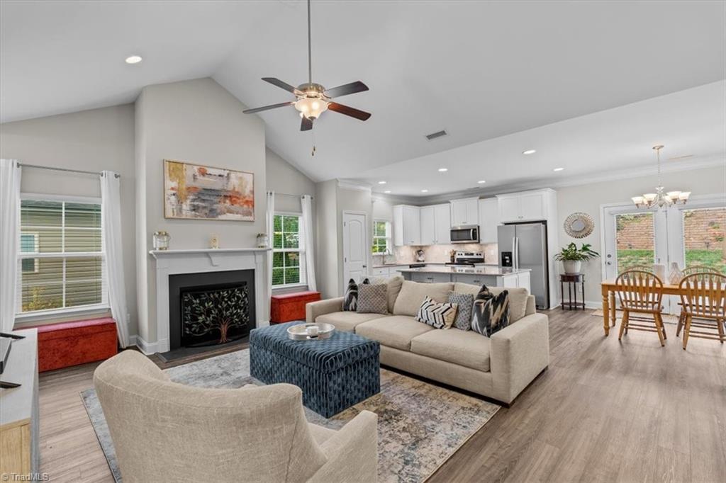 5617 Marblehead Drive Property Photo 4