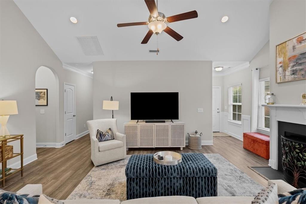 5617 Marblehead Drive Property Photo 7