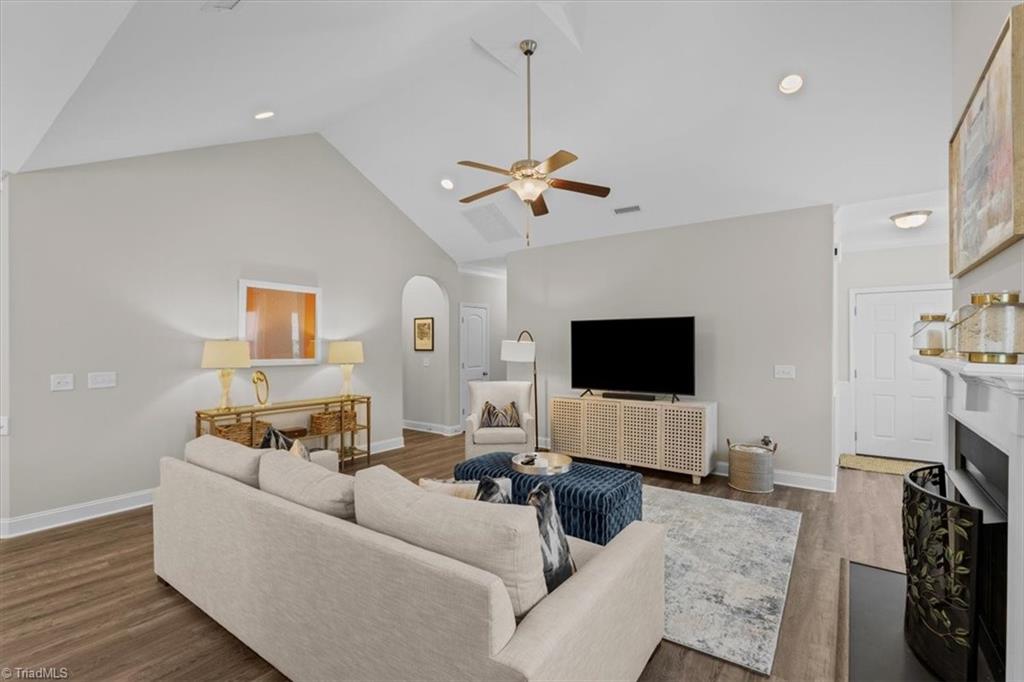 5617 Marblehead Drive Property Photo 8