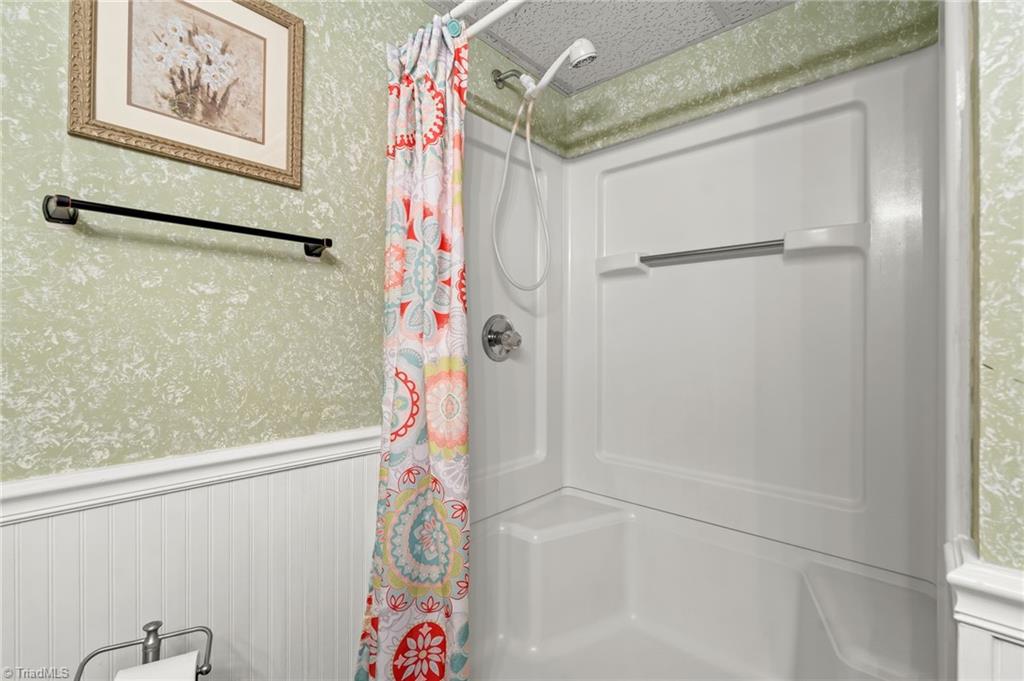 4763 Pineview Drive Property Photo 37