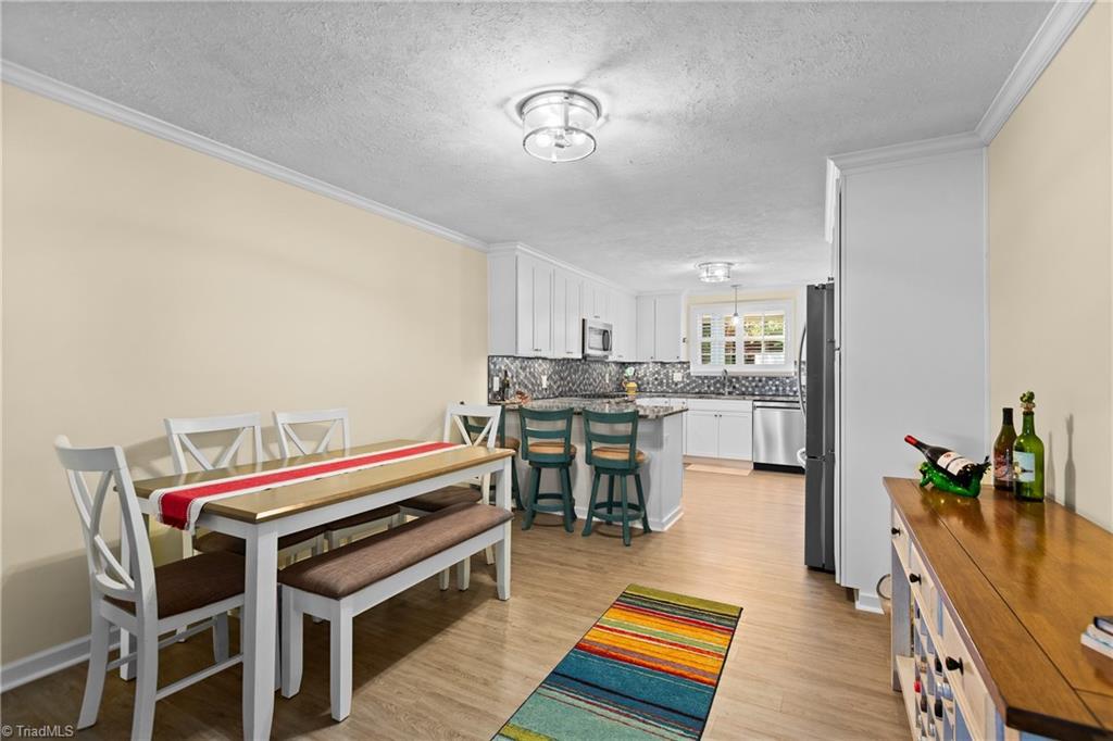 129 Friendly Way Property Photo 9