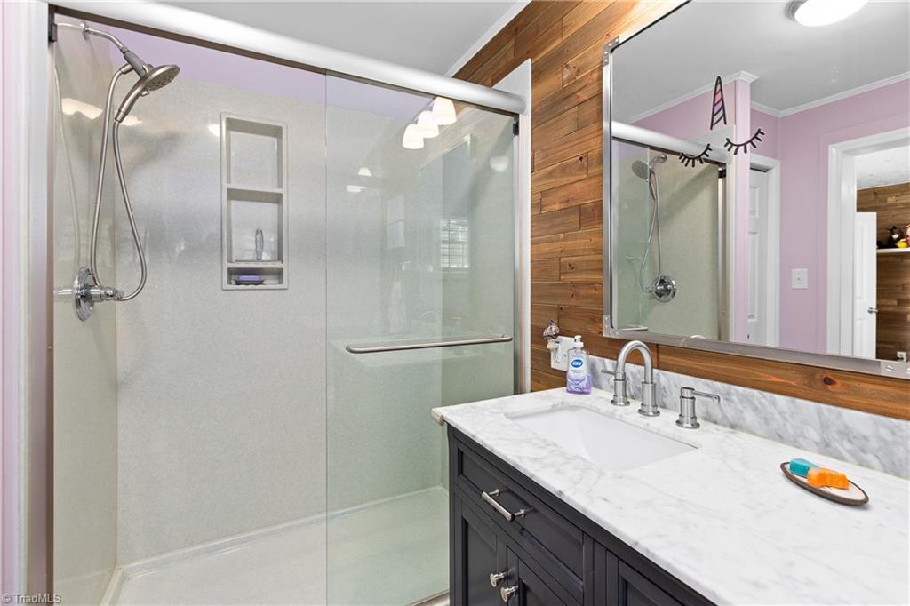 129 Friendly Way Property Photo 22