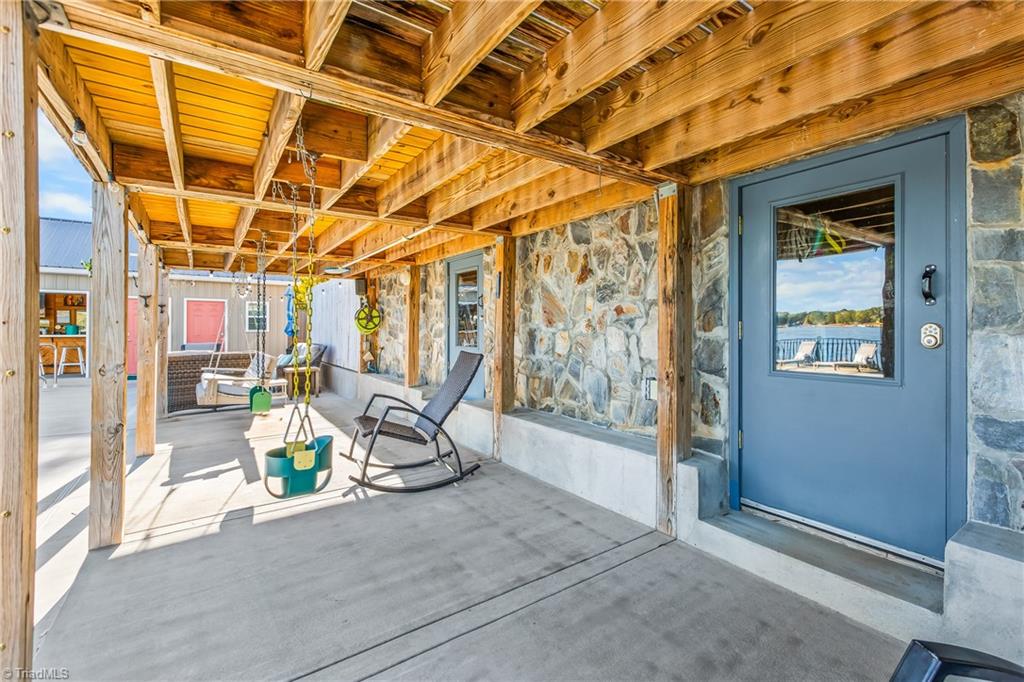 129 Friendly Way Property Photo 27
