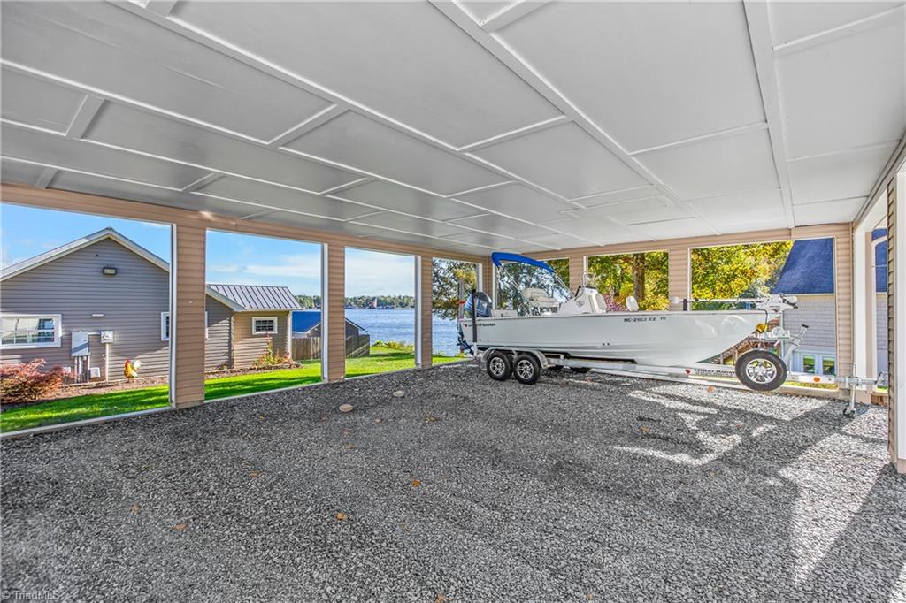 129 Friendly Way Property Photo 44