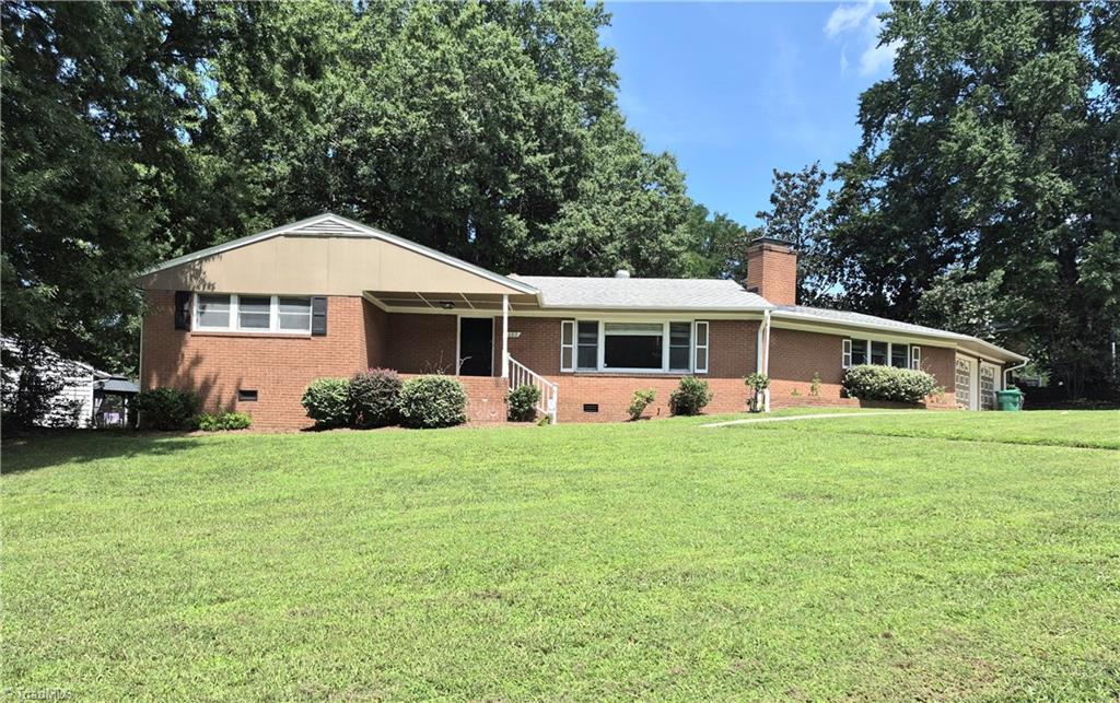 1603 Wendover Drive Property Photo 1