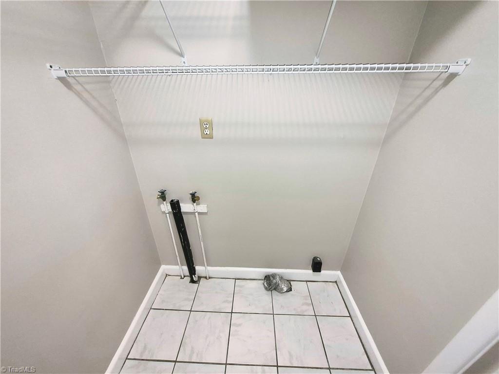 1603 Wendover Drive Property Photo 12