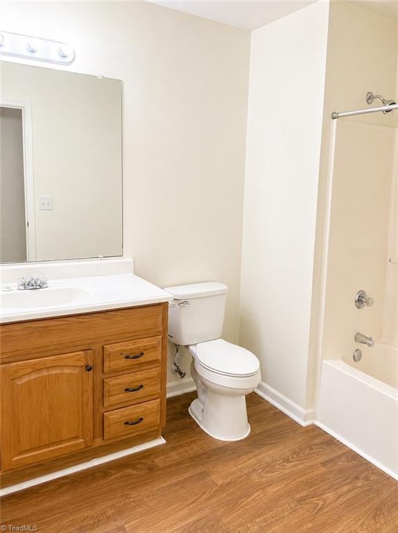 517 Mystic Drive # D Property Photo 11