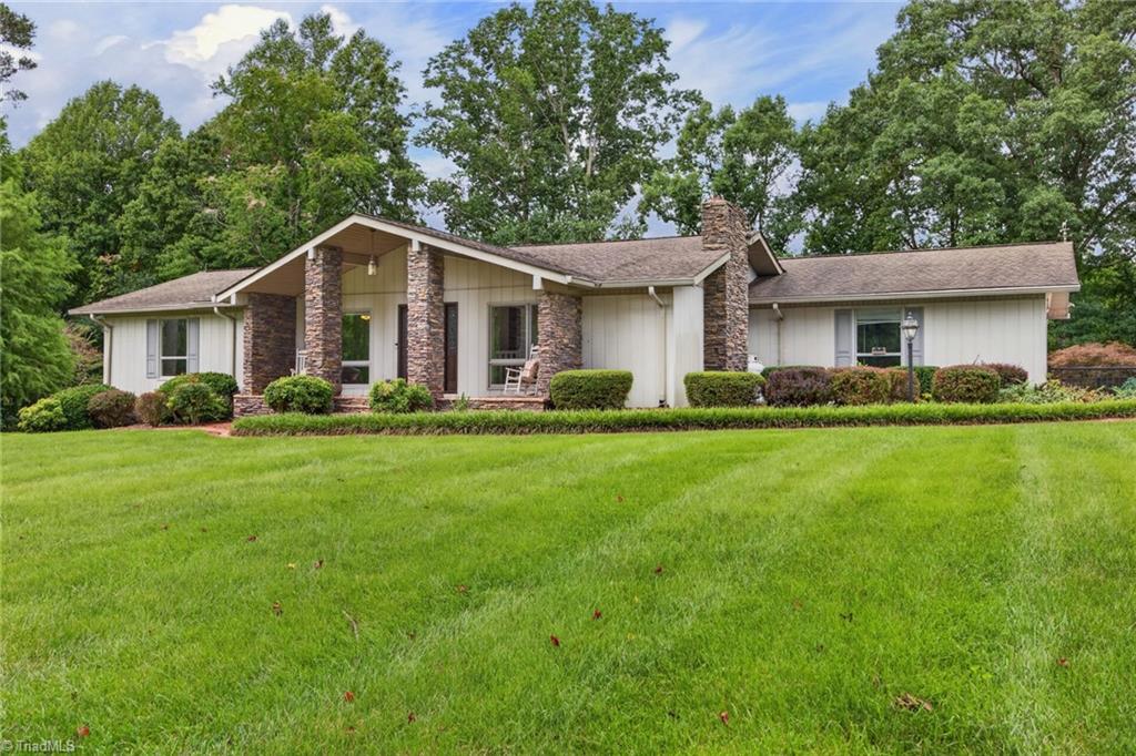 323 Nurse Road Property Photo 1