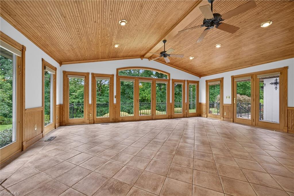 323 Nurse Road Property Photo 14