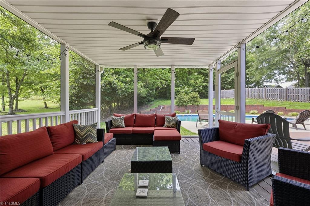 2019 La Dora Drive Property Photo 15