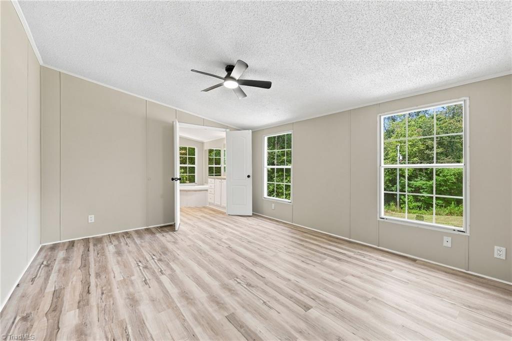 1200 Blue Ridge Lane Property Photo 18