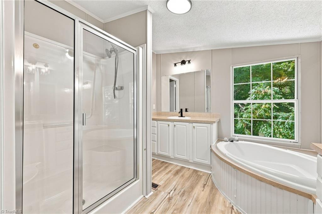 1200 Blue Ridge Lane Property Photo 21