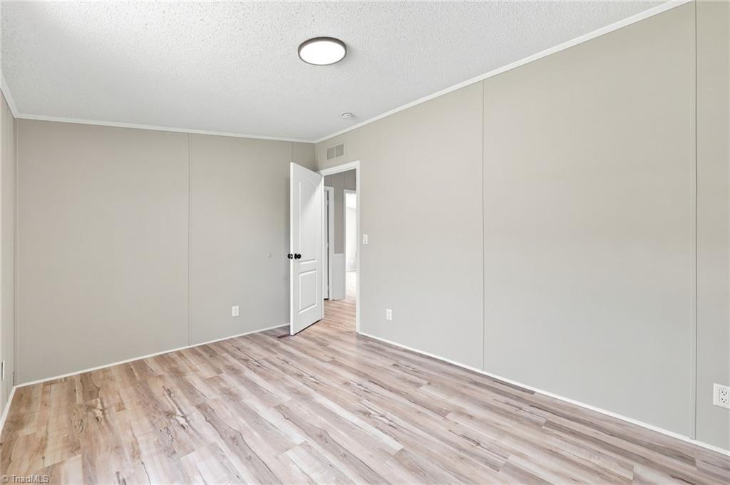 1200 Blue Ridge Lane Property Photo 24
