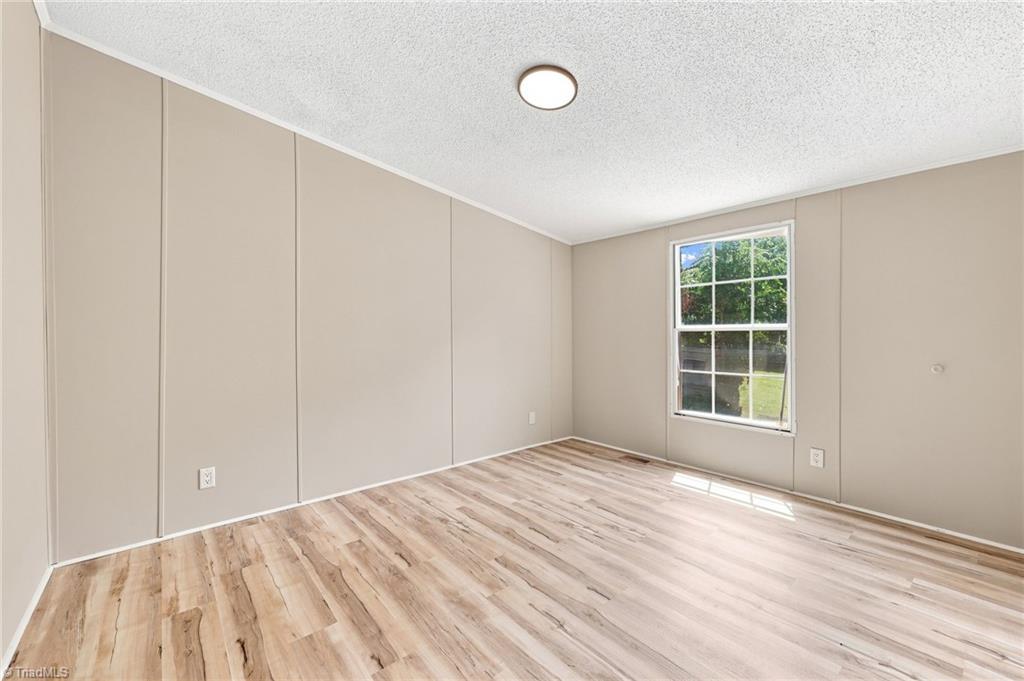 1200 Blue Ridge Lane Property Photo 27