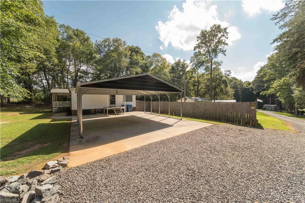 829 Wagner Road Property Photo 3