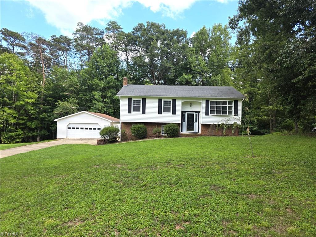 414 Oak Ridge Drive Property Photo 1