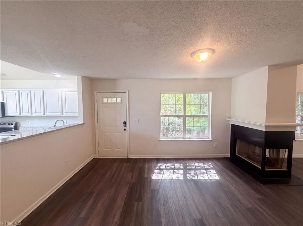 30 Pickwick Place Property Photo 10