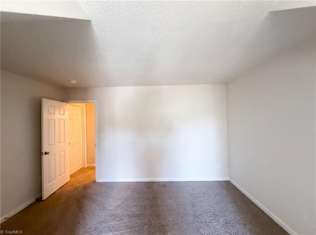 30 Pickwick Place Property Photo 17