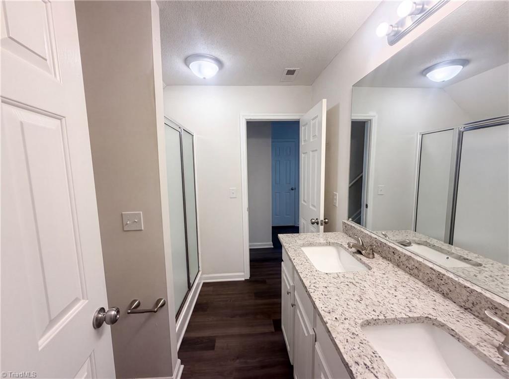 30 Pickwick Place Property Photo 18