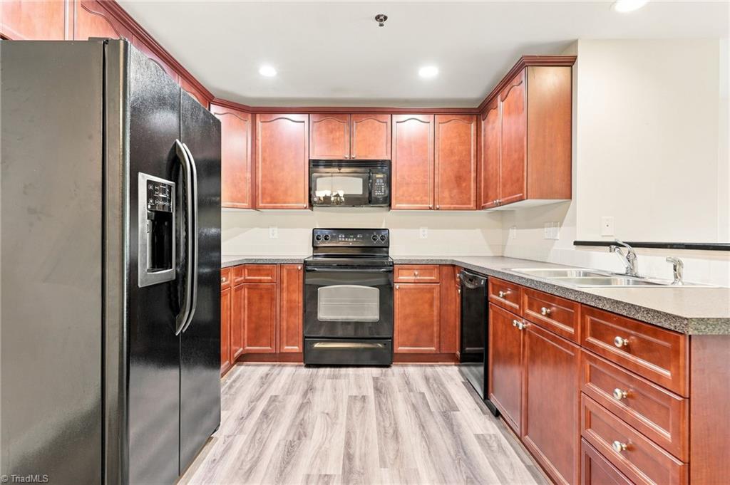4762 Tatton Park Circle # 2d Property Photo 7