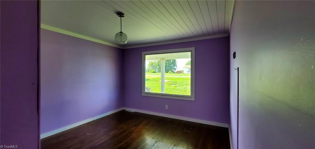 2185 Flat Rock Road Property Photo 8